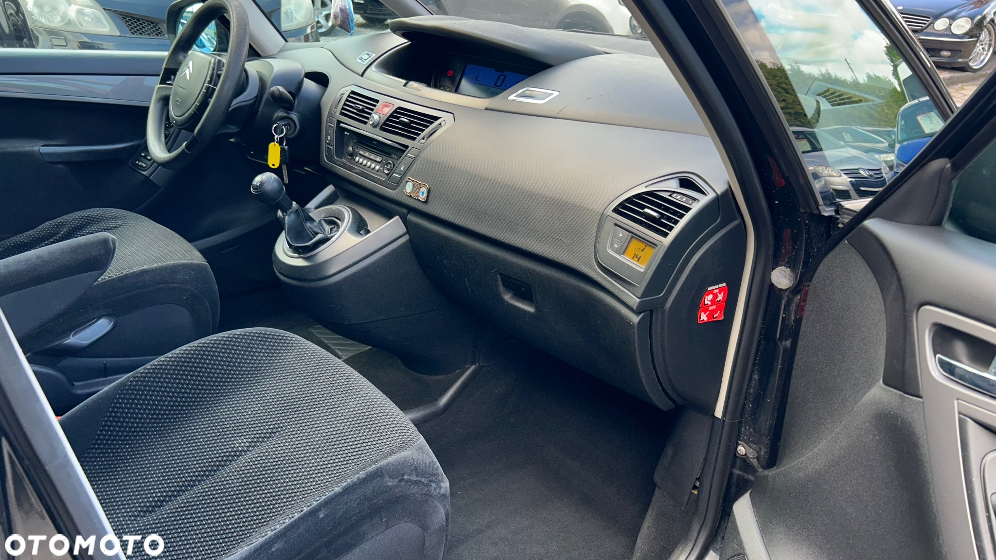 Citroën C4 Picasso 1.8 16V Confort - 24