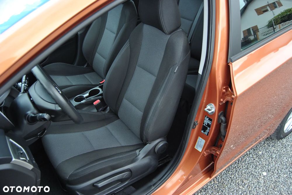 Hyundai i30 1.4 Trend - 12