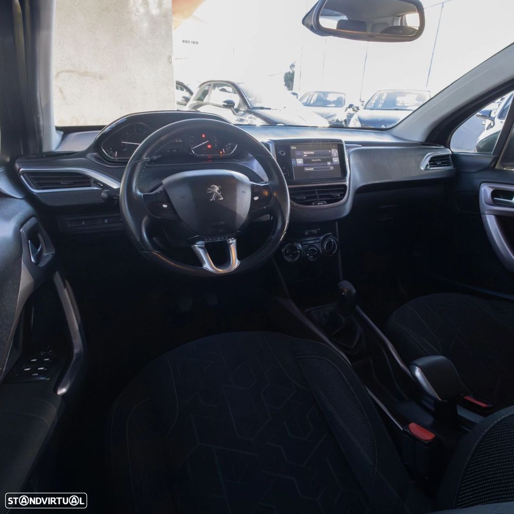 Peugeot 2008 1.4 HDi Active - 12