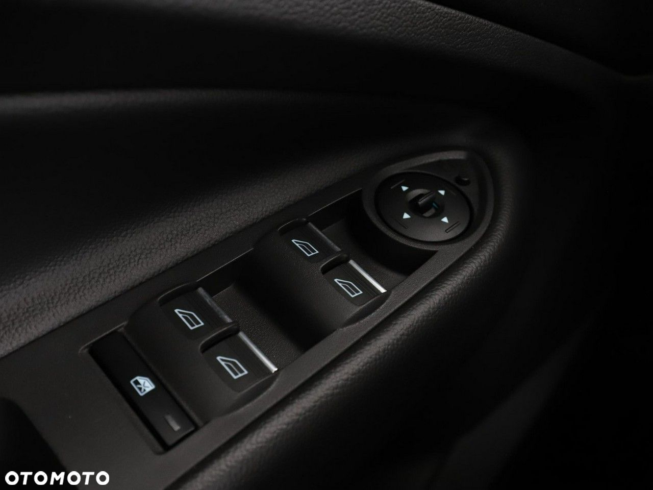 Ford Kuga 1.5 EcoBoost 2x4 Cool & Connect - 30