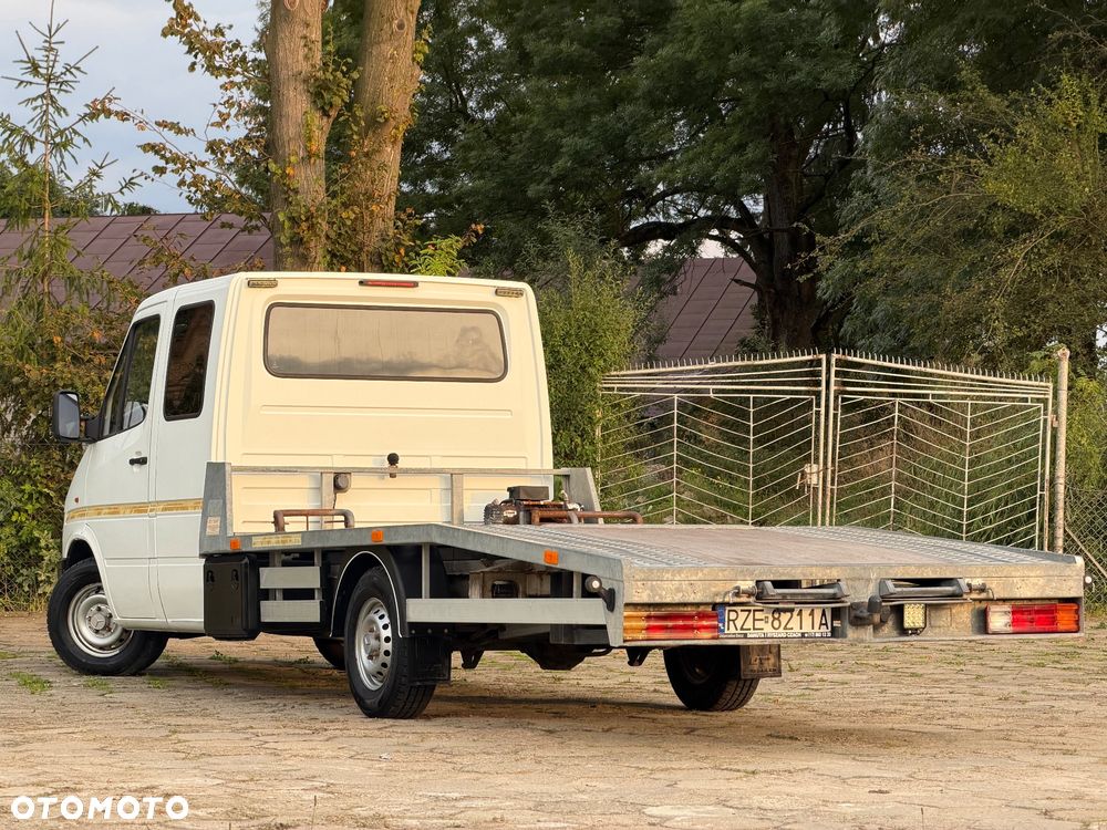Mercedes-Benz Sprinter - 7