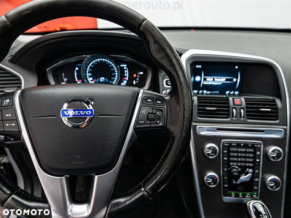 Volvo XC 60 - 18