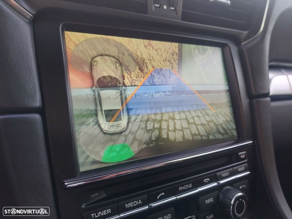 Porsche 911 (991) - 24