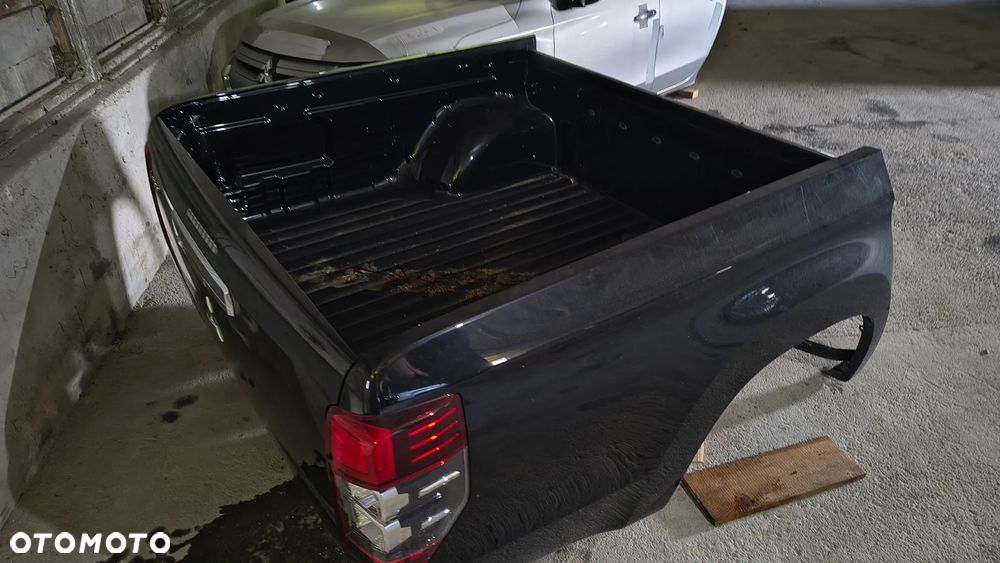 Paka, skrzynia ładunkowa Mitsubishi L200 - 2