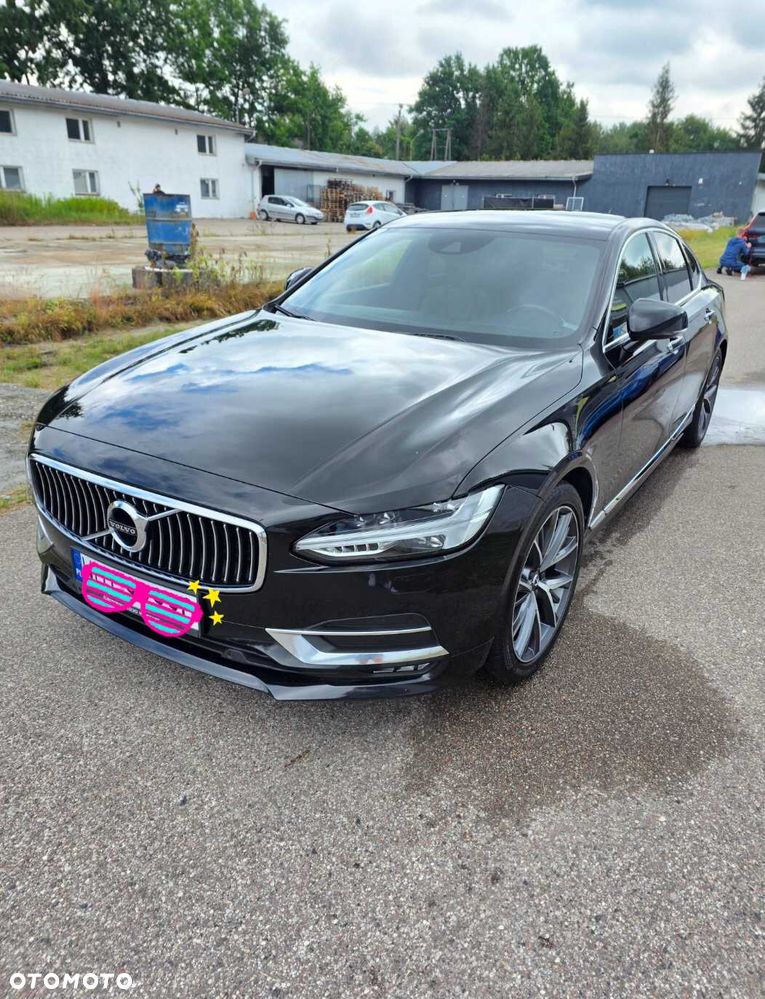 Volvo S90 - 2