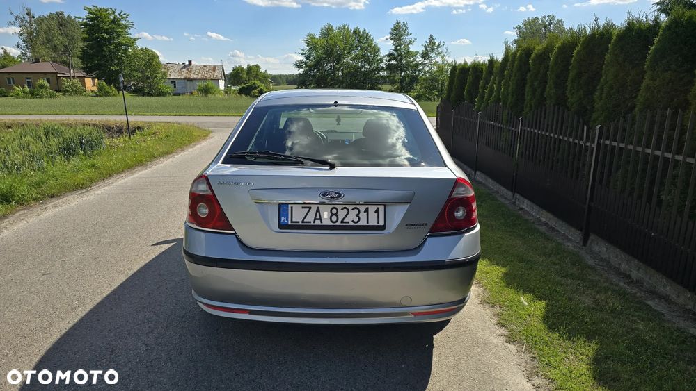 Ford Mondeo 2.0 Viva Titanium - 3