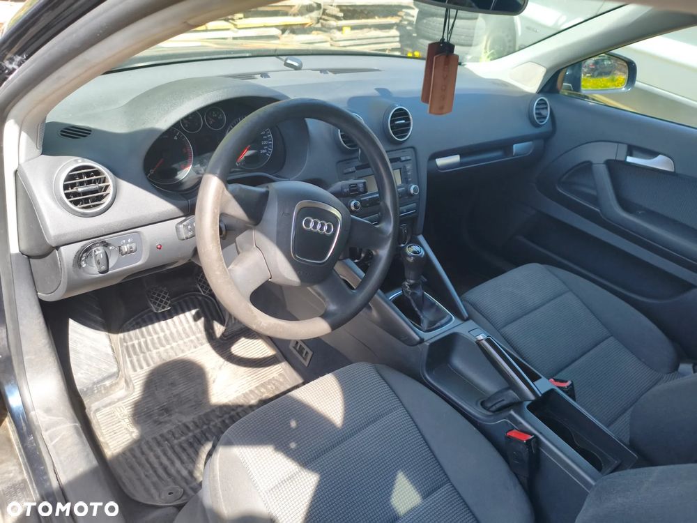 Audi A3 3-drzwiowe 1.9 TDIe DPF - 8