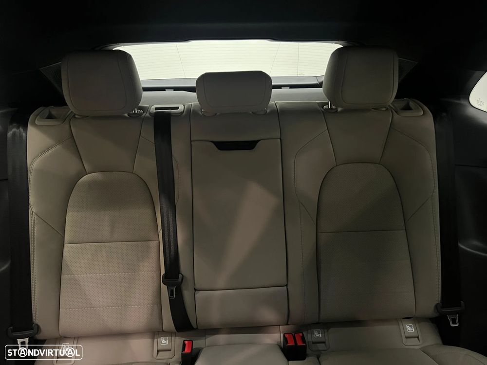 Porsche Macan Electric 4 - 35