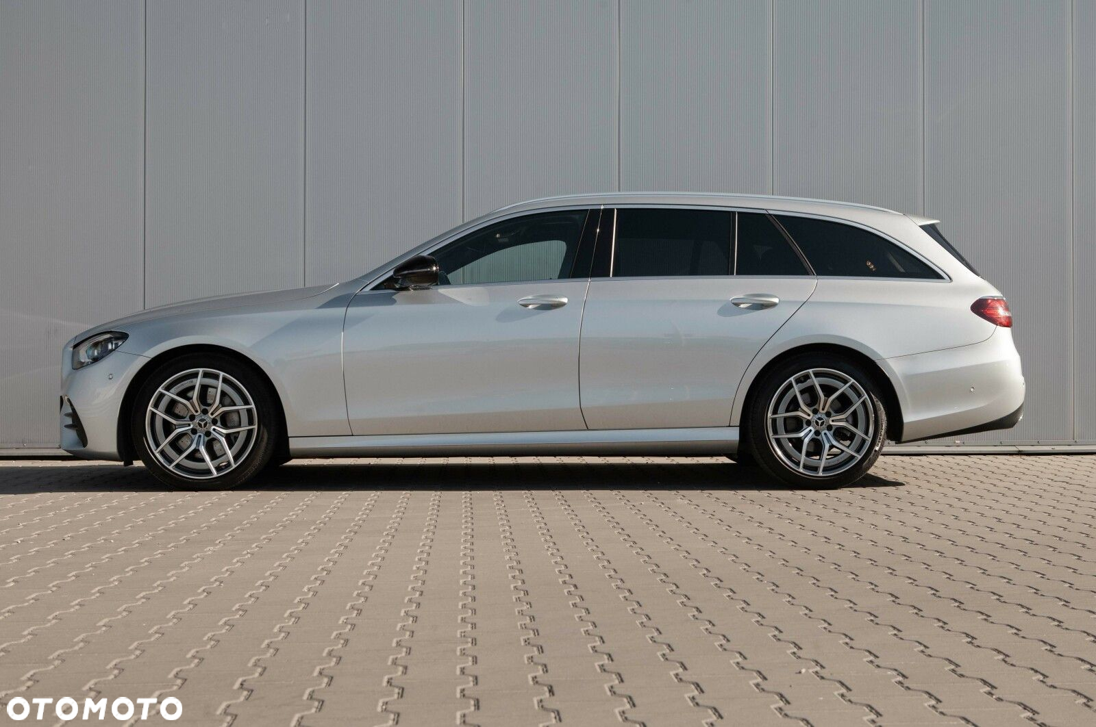 Mercedes-Benz Klasa E - 12
