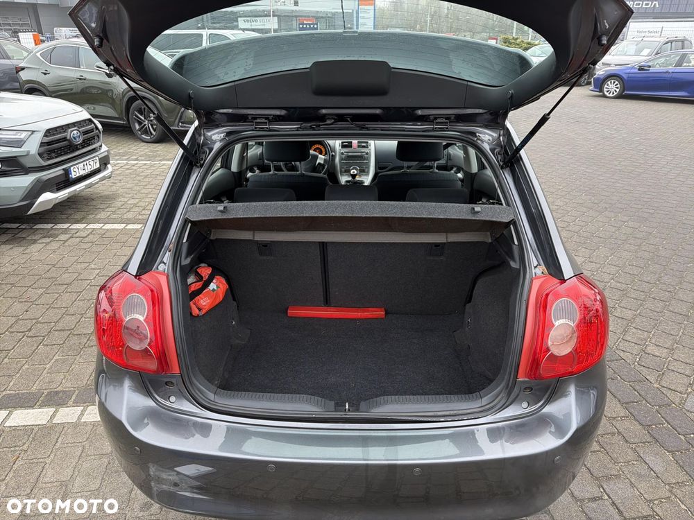 Toyota Auris 1.6 VVT-i Premium - 20