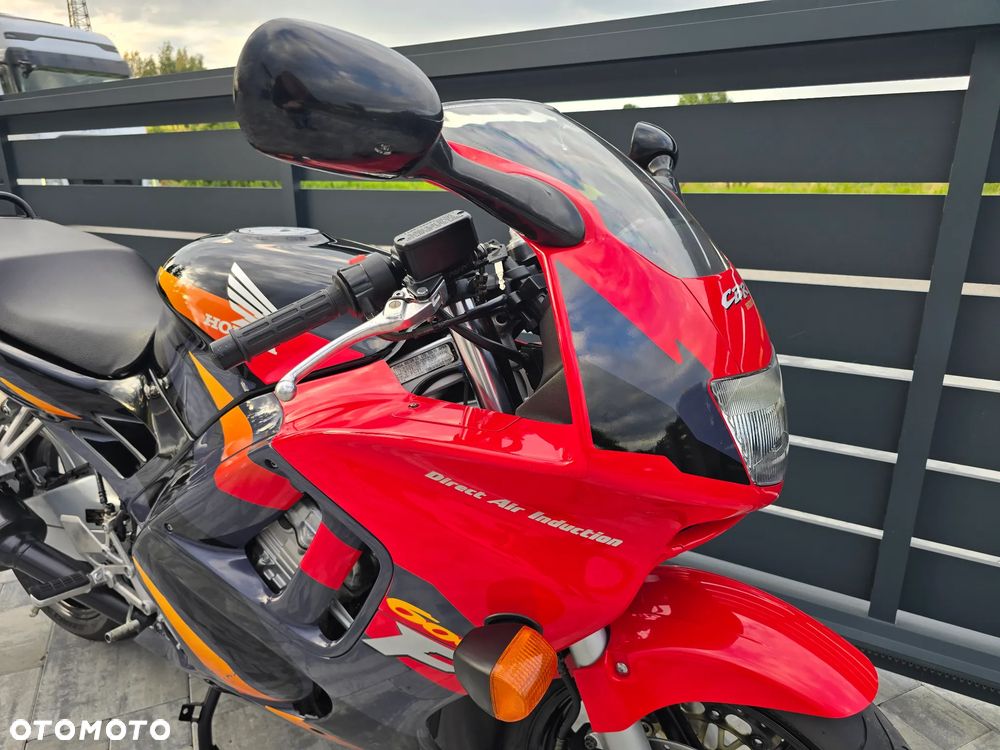 Honda CBR - 22