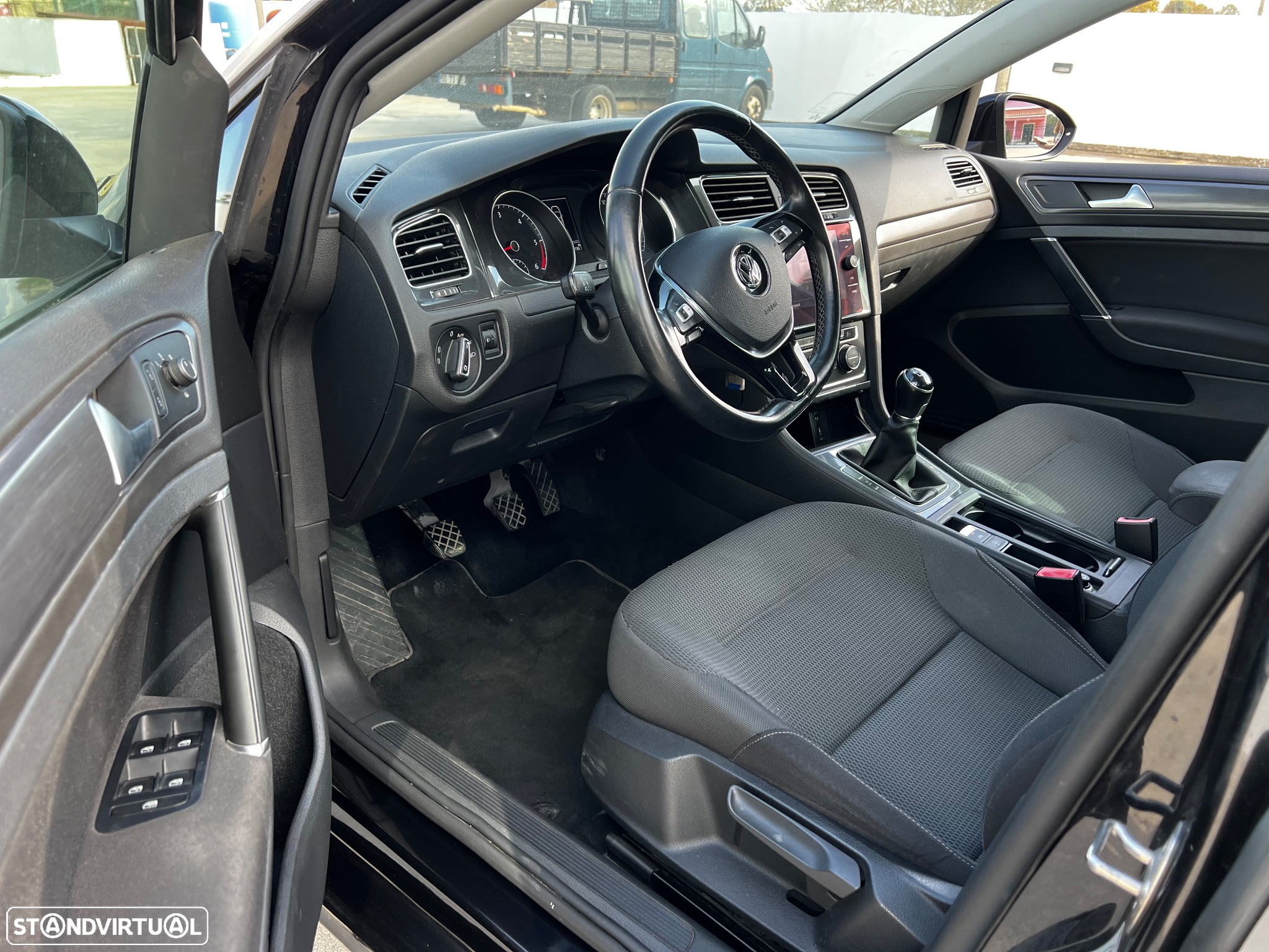 VW Golf Variant 1.6 TDI Highline - 13
