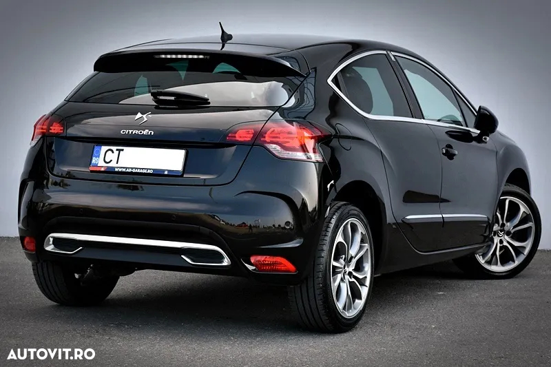 Citroën DS4 HDi 110 Chic - 10