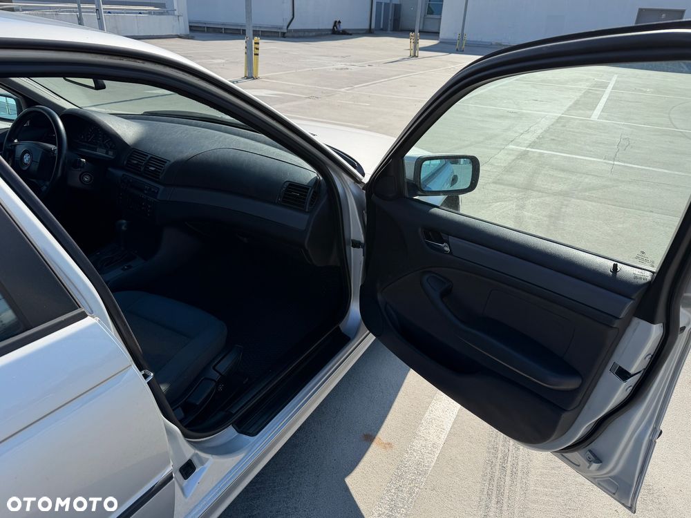 BMW Seria 3 - 18
