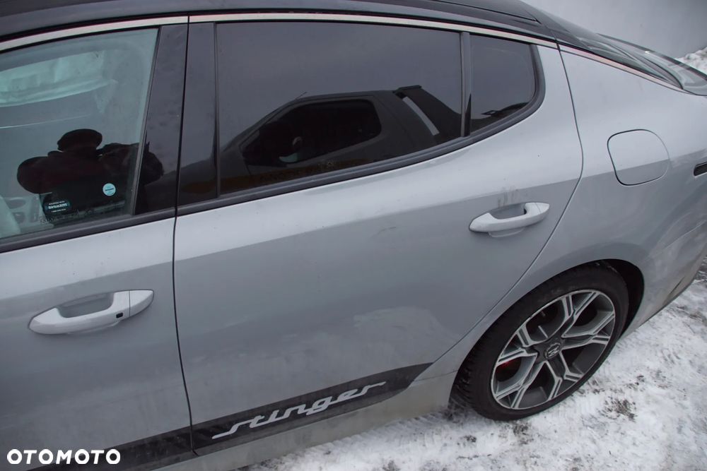 KIA STINGER GT 2018 3.3 GDI 370 KM 4X4 2018 123 TYŚ KM LAKIER C4S na części maska pas lampa zderzak błotnik drzwi klapa silnik skrzynia amortyzator półoś alternator rozrusznik led lusterko felga dyfer dyferencjał sterownik komputer moduł szyba - 11