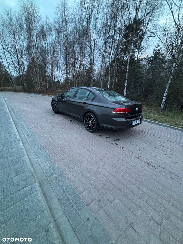 Volkswagen Passat 1.4 TSI BMT City - 7