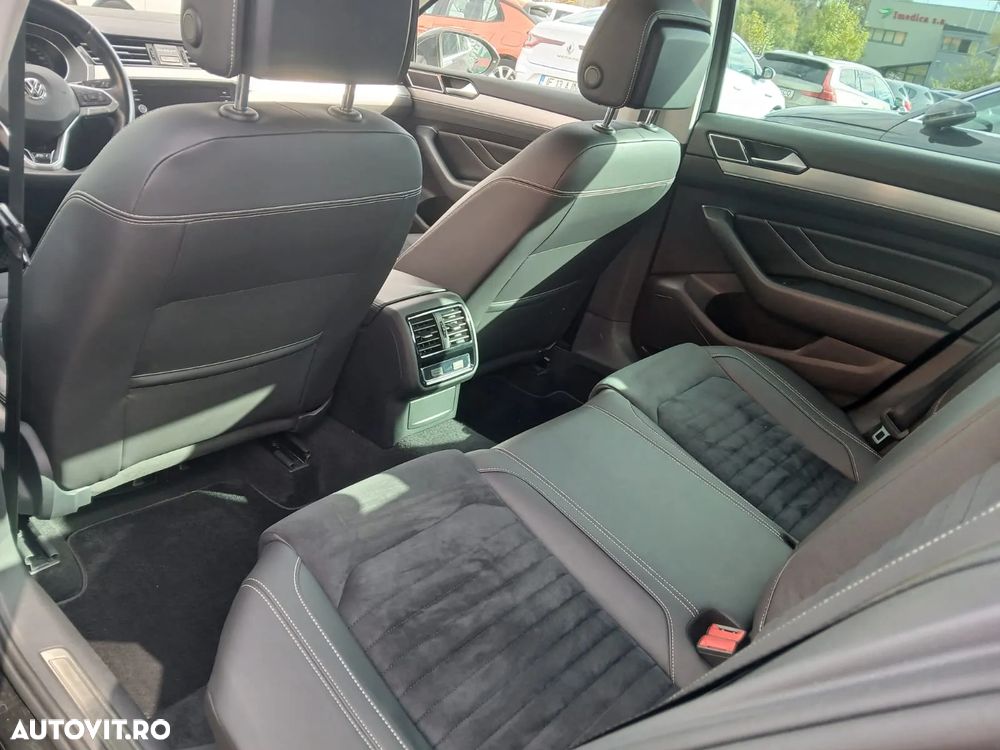 Volkswagen Passat 2.0 TDI DSG Highline - 5