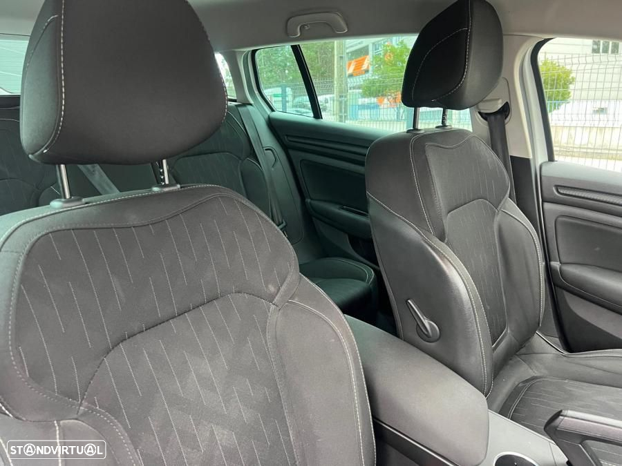 Renault Mégane Sport Tourer 1.5 Blue dCi Limited - 9