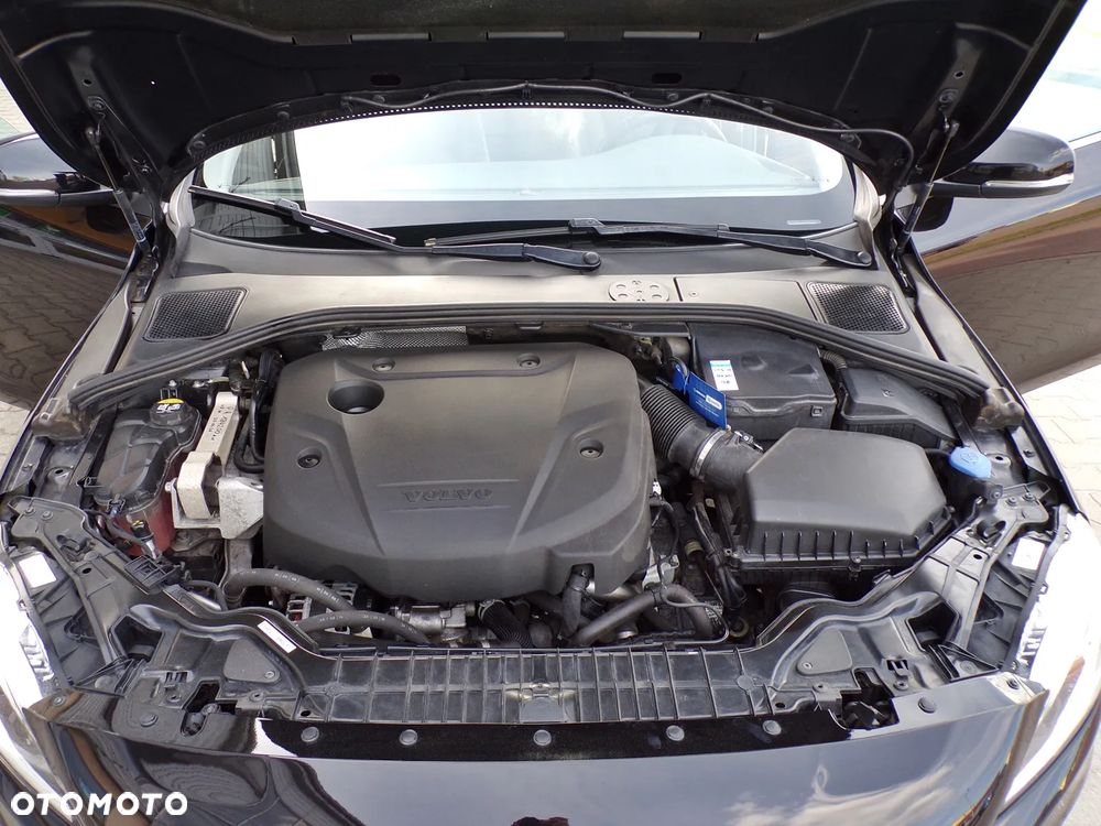 Volvo V60 D2 Drive-E Summum - 32