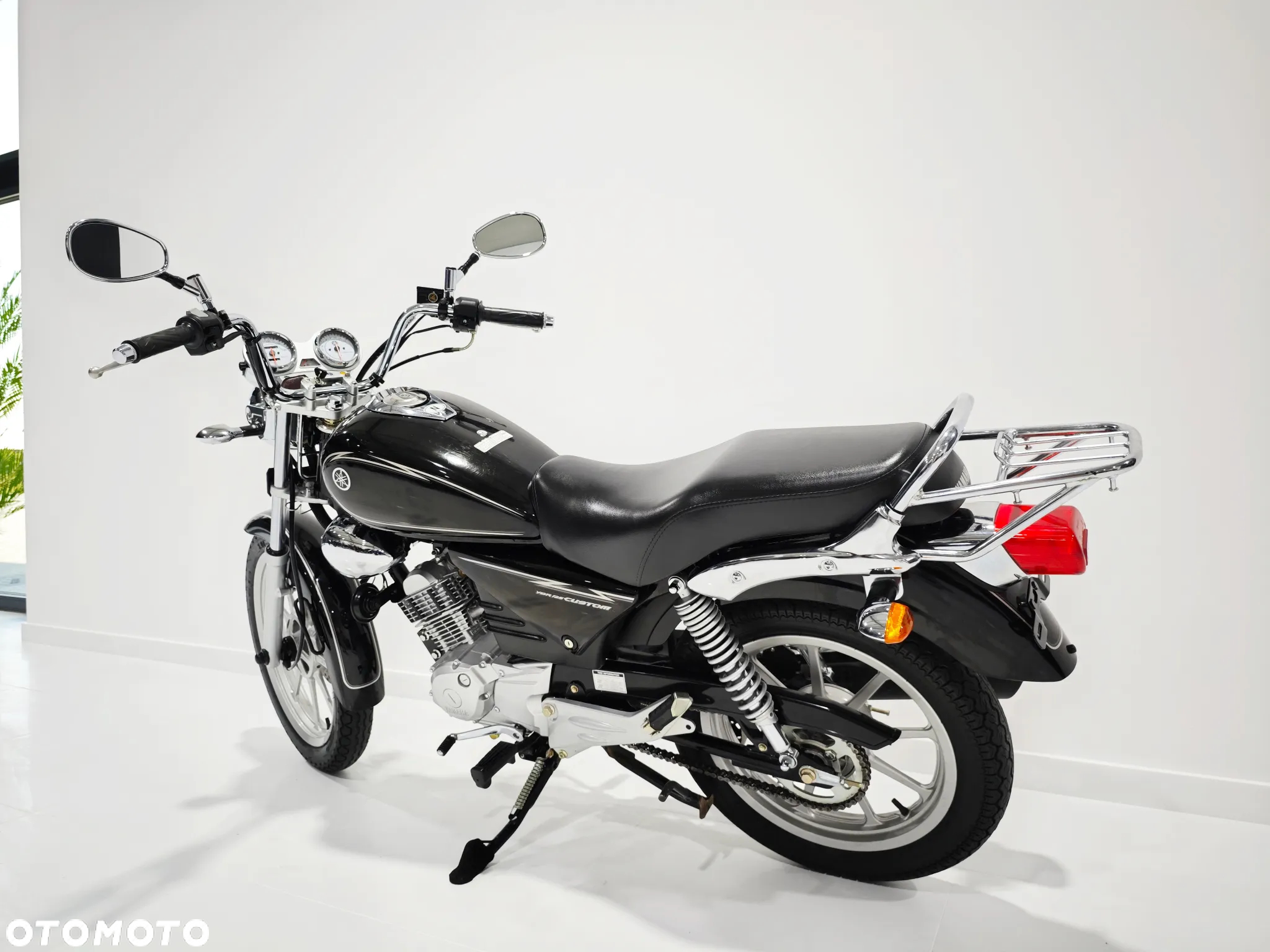 Yamaha YBR - 8