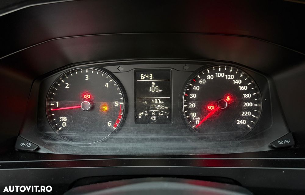 Volkswagen Transporter - 5