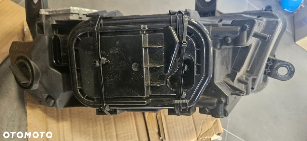 Lampa lewa prawa przód przednia xenon Audi A6 C6 2006r Europa - 8