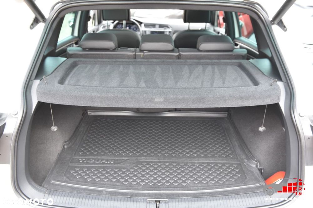 Volkswagen Tiguan - 22