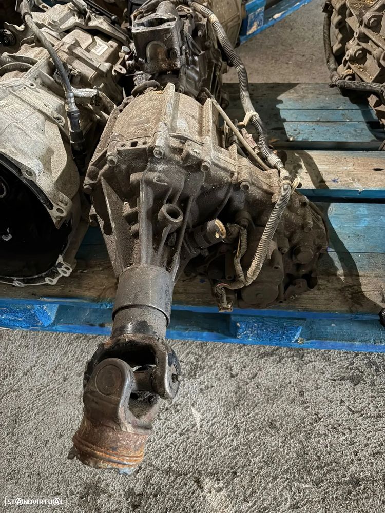 Caixa de Velocidades/Caixa de Transferências Isuzu D Max 2.5 2007 Ref: 4JK1 - 4