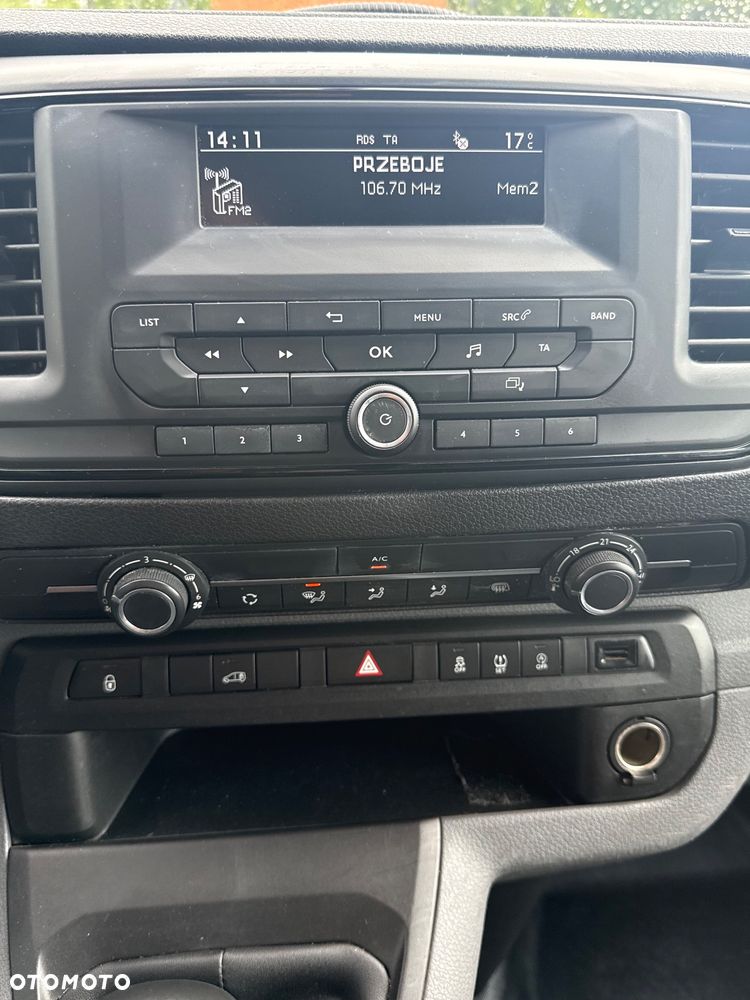 Opel VIVARO - 23