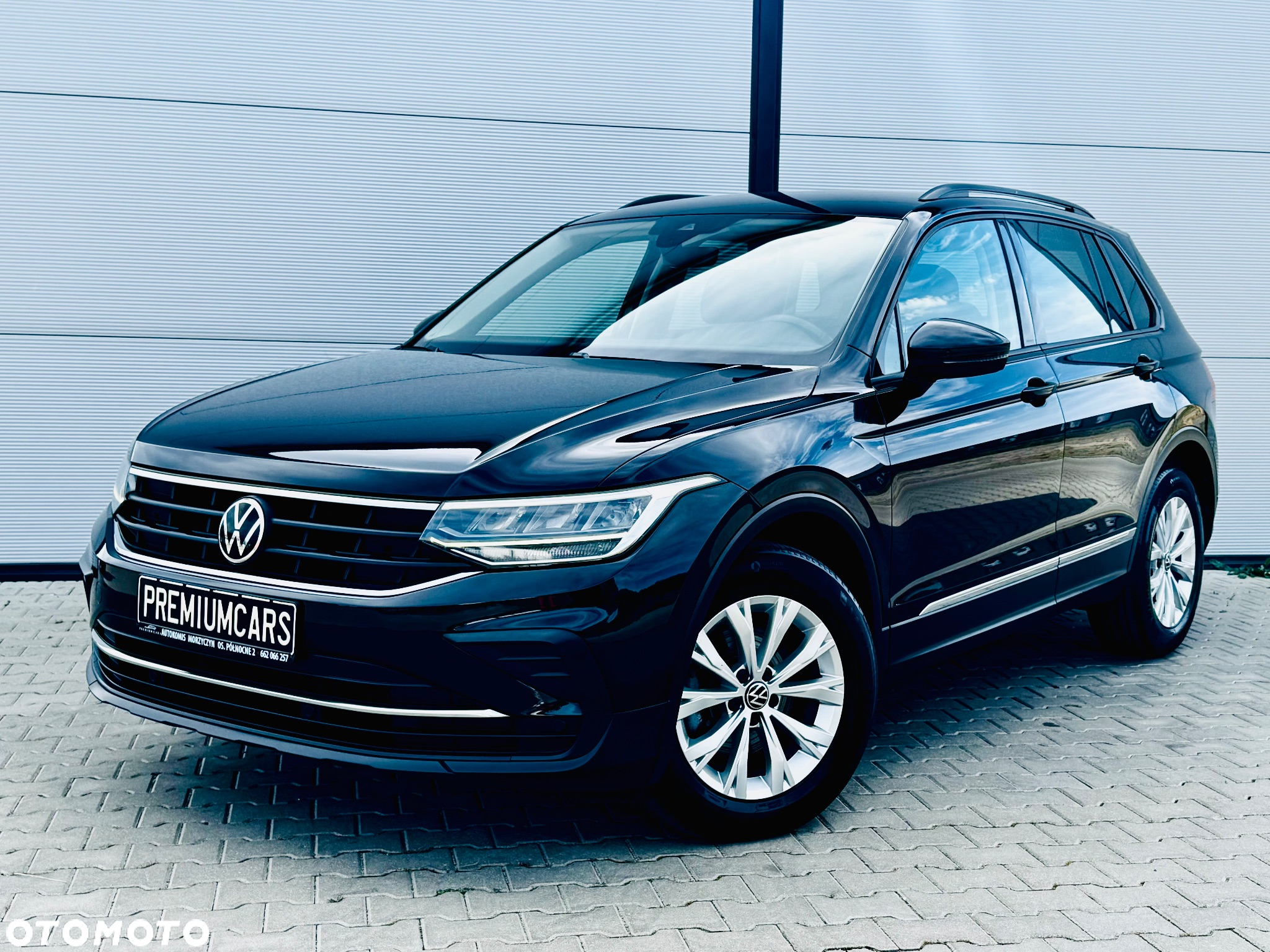 Volkswagen Tiguan - 14