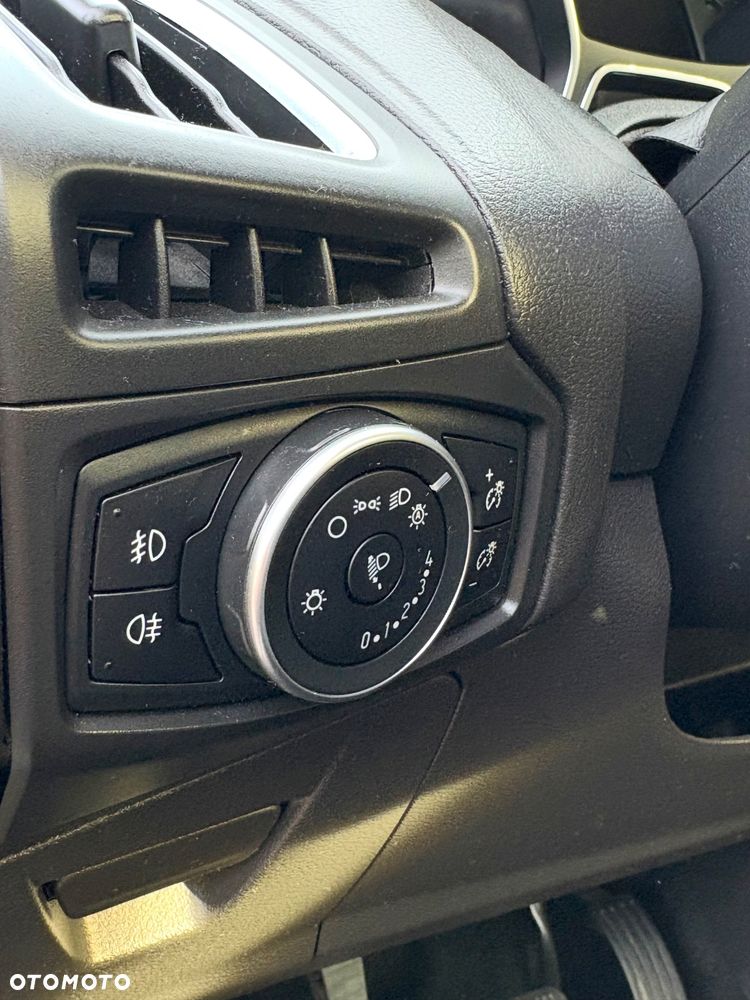 Ford Focus - 29