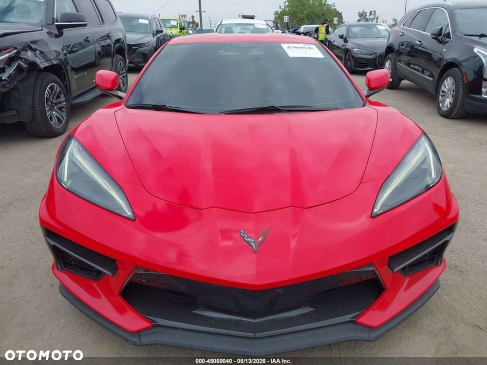 Chevrolet Corvette - 8