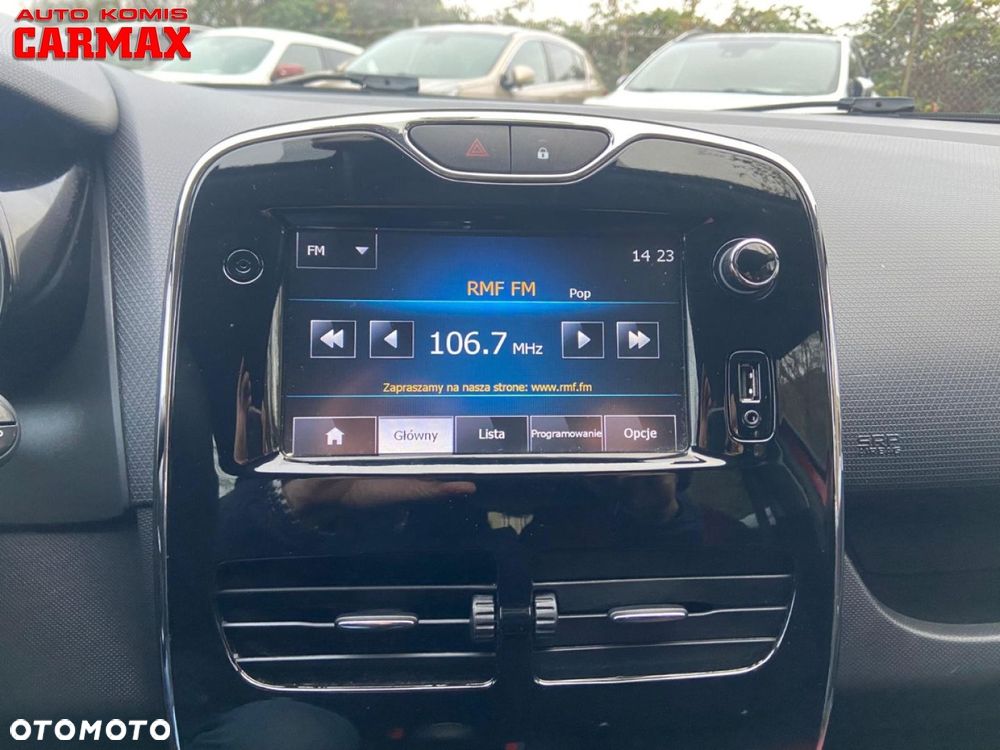 Renault Clio 1.2 16V Limited - 24