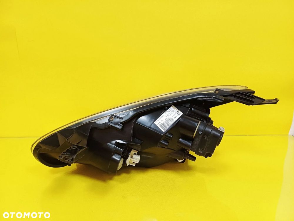 REFLEKTOR LAMPA PRAWY PRZÓD TOYOTA AYGO I 81110-0H010 NR89 - 5