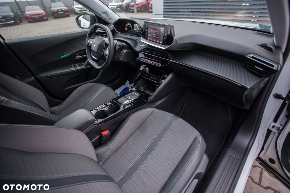 Peugeot 2008 1.5 BlueHDi Allure Pack S&S EAT8 - 14