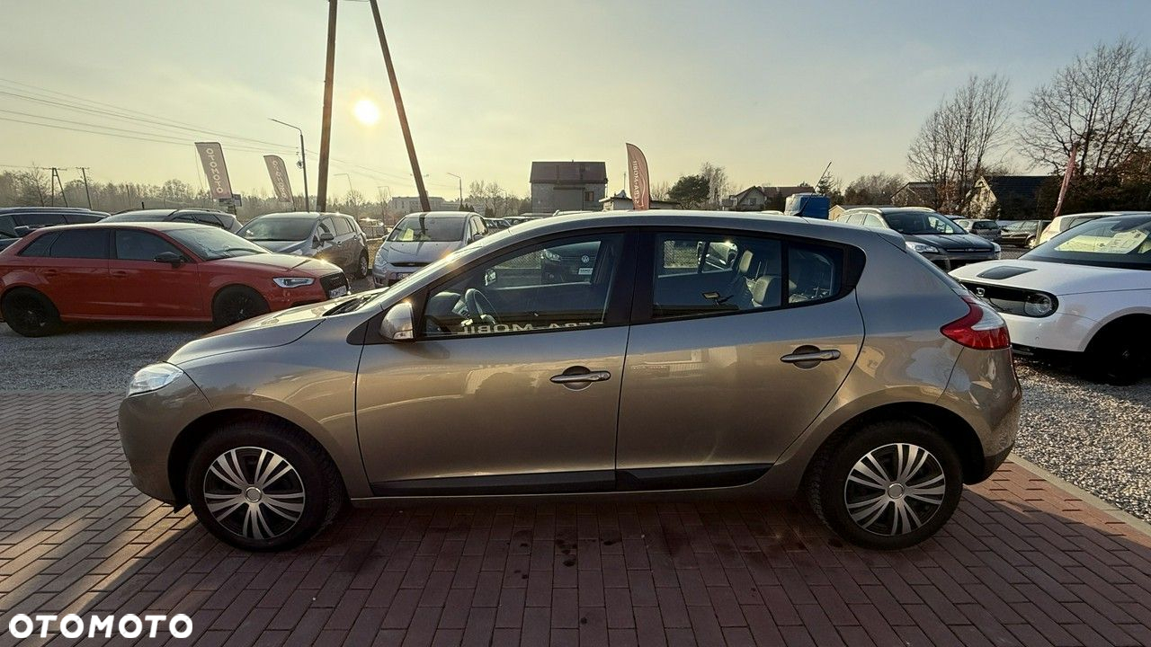 Renault Megane - 18
