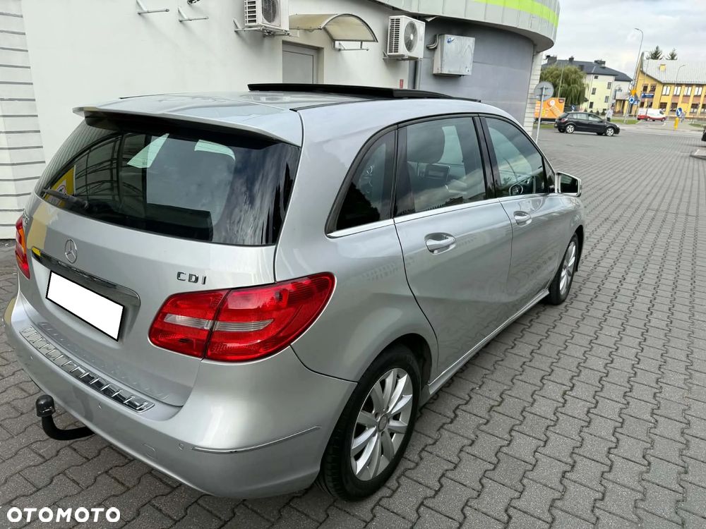 Mercedes-Benz B-Class 2012 photo 5