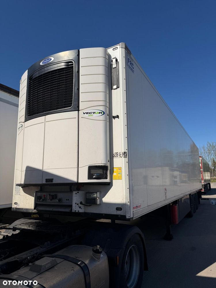 Schmitz Cargobull SKO24 - 5