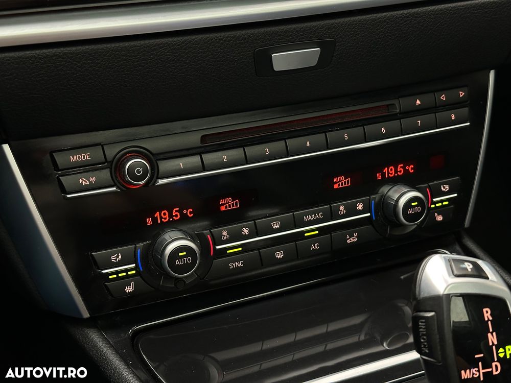 BMW Seria 5 520d - 12