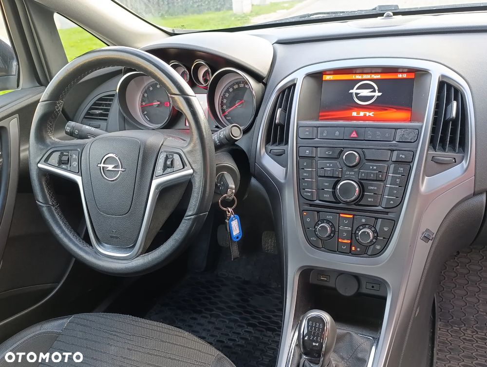Opel Astra 1.4 T EU6 - 6
