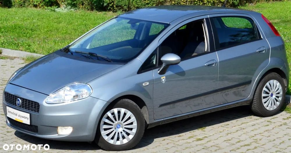 Fiat Grande Punto - 9