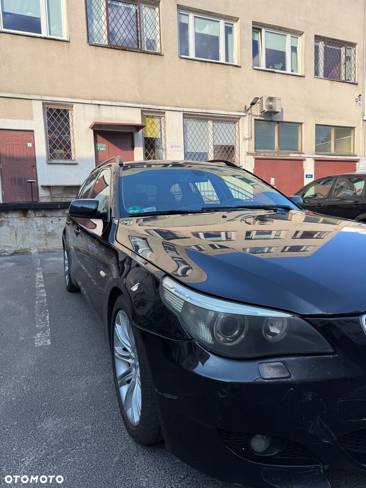 BMW Seria 5 525d - 13
