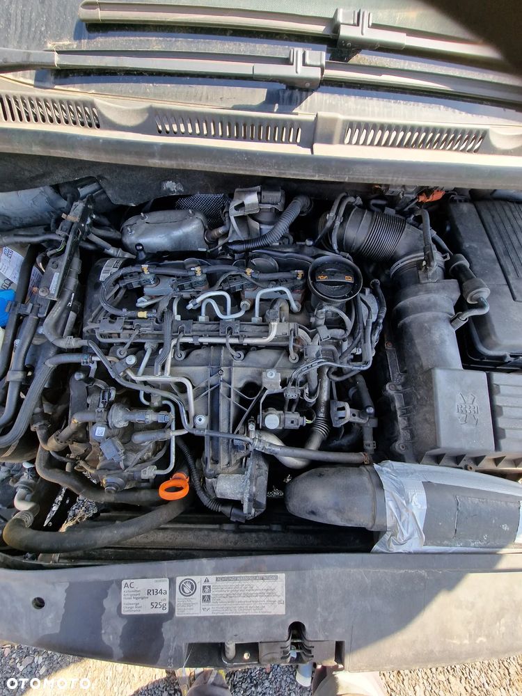 Silnik  vw  2.0  tdi  o  kodzie  CFH - 2