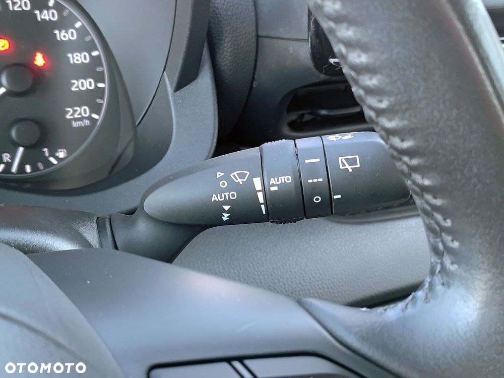 Toyota Yaris - 19