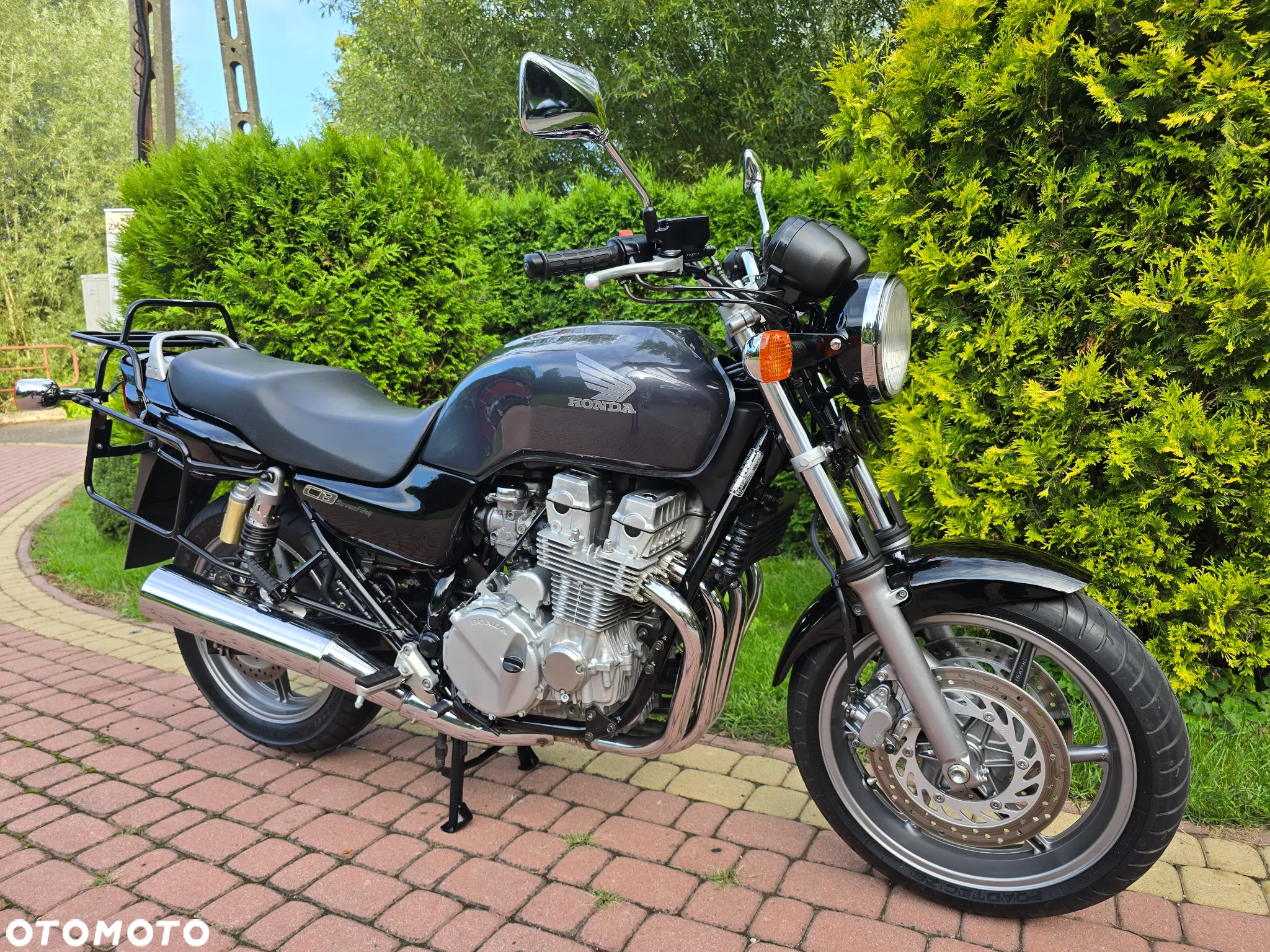 Honda CB - 4