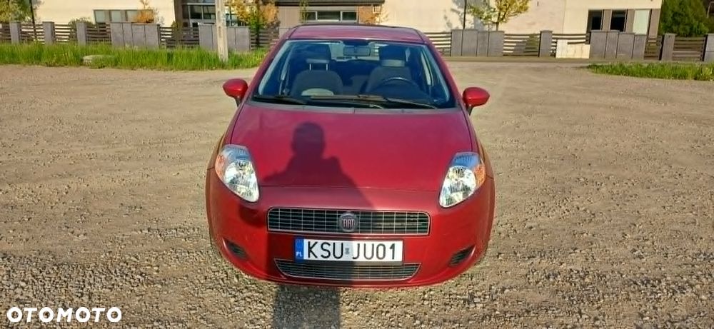 Fiat Grande Punto Actual 1.4 8V Estiva Blue&Me - 8