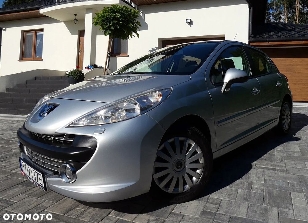 Peugeot 207 1.6 Trendy - 34