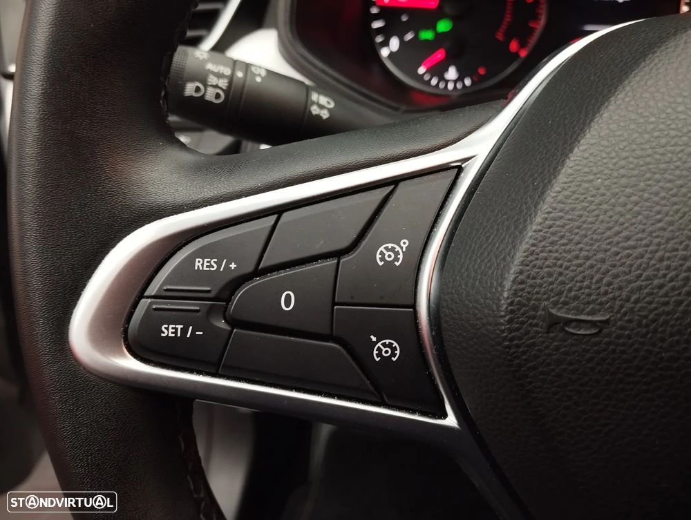 Renault Clio 1.5 Blue dCi Evolution - 20