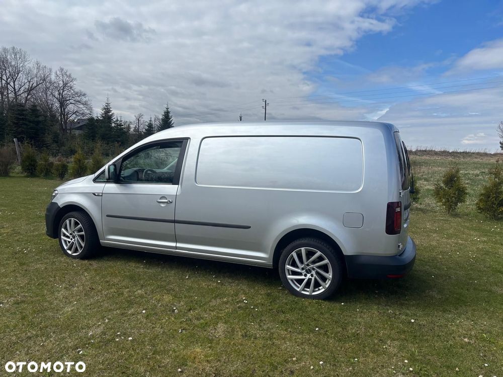 Volkswagen Caddy 1.4 TSI Highline DSG - 4