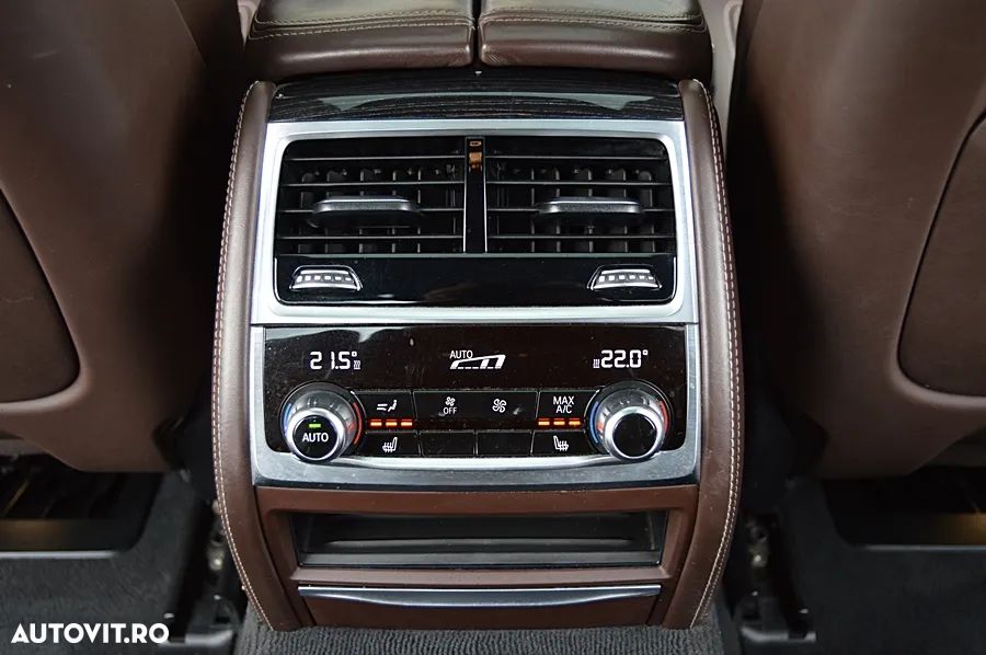 BMW Seria 7 - 33